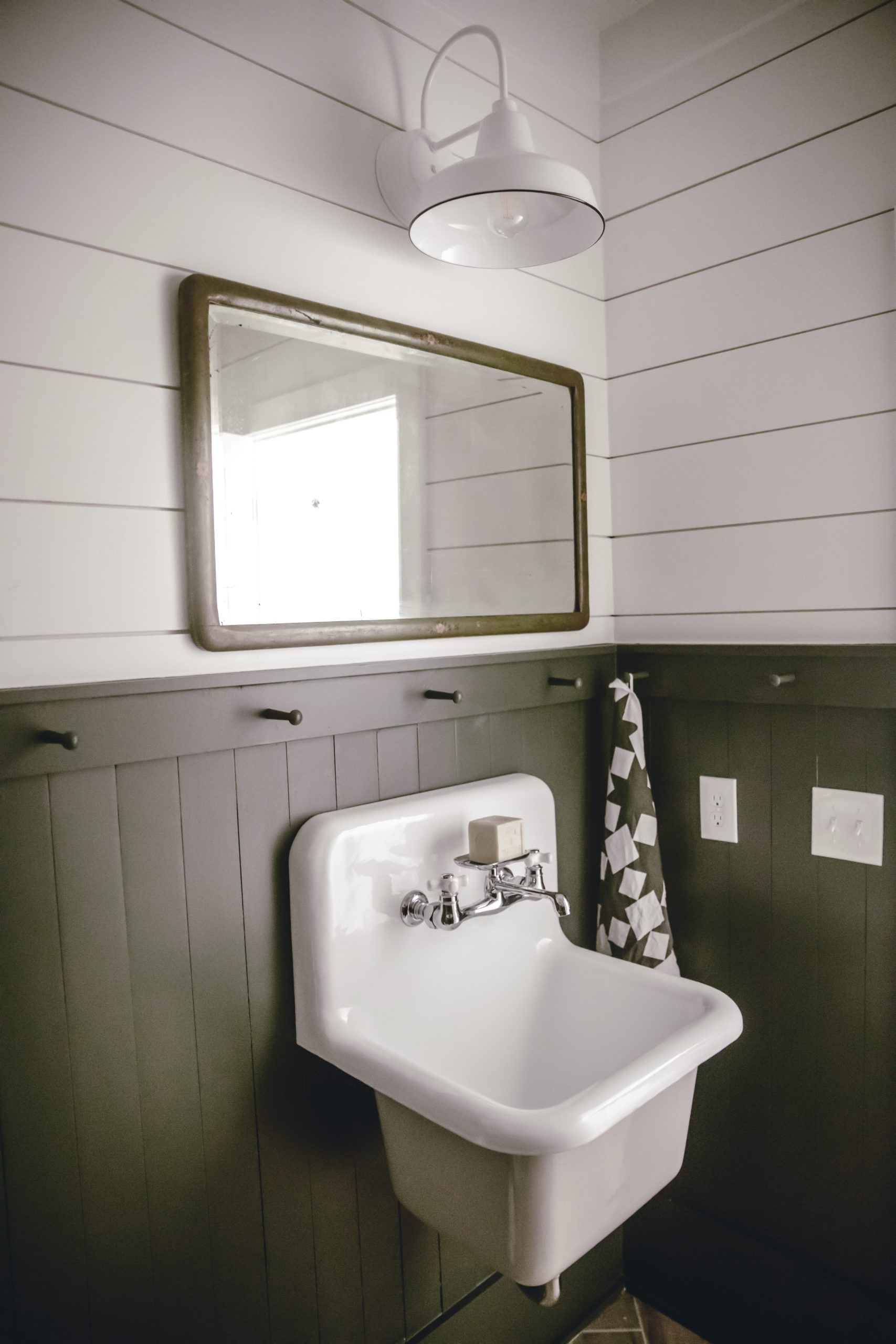 vintage inspired plumbing fixtures from vintage tub & bath