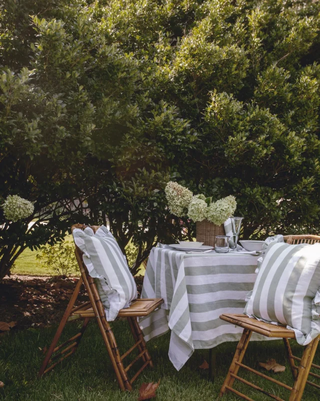 The simple layers are always my favorite kind. Transformative yet filled with a gentle touch of color, a slight texture or a timeless pattern. 

Our Broad Stripe collection checks all of these boxes, effortlessly taking you from season to season, gathering around the table or layering into your home. 🌱🍁