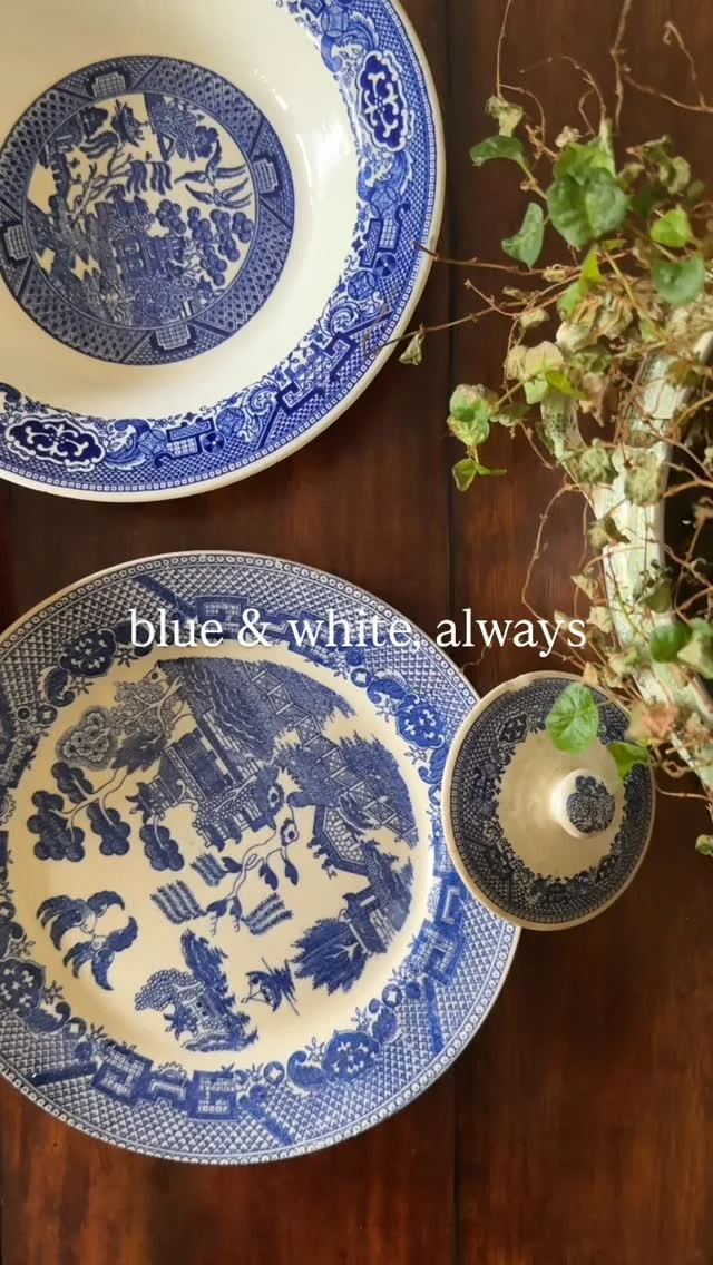 Blue & white, always 💙🤍 Am I right?