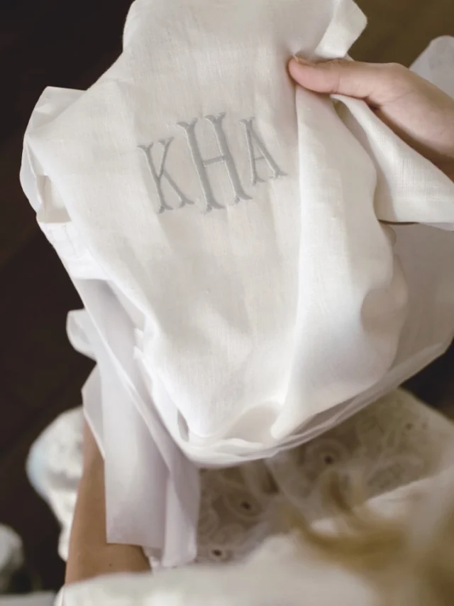 For the bride to be, our Keepsake Bridal Apron checks all the boxes. Something old, something new, something borrow, something blue 💍🤍

Tag a bride you know who’s getting married soon!