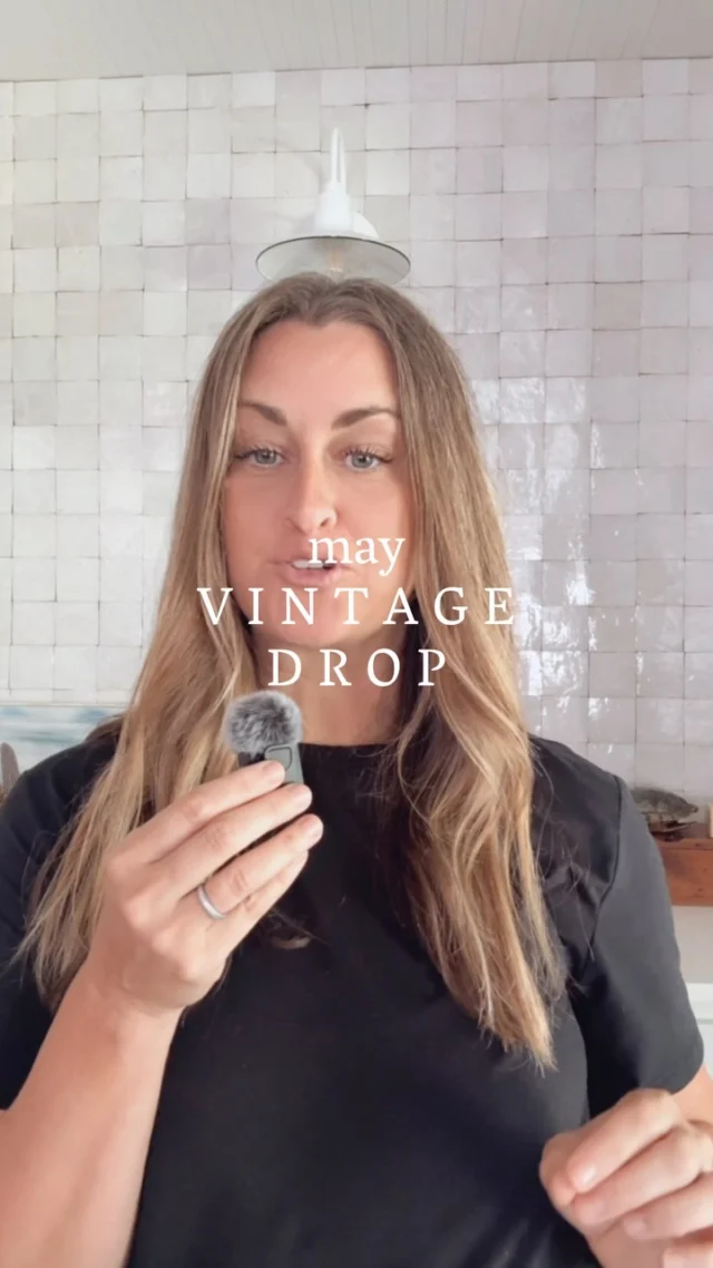 Our May Vintage Drop has arrived

Our founder @ashleyheirloomed is running you through a few favorite pieces (part 1 of 2) 🤎🎥

Which is your favorite?
